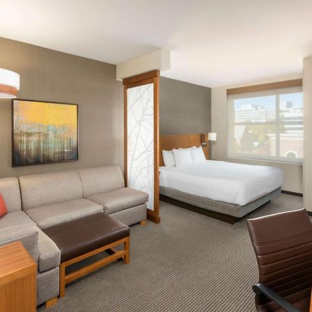 Hyatt Place Greenville Downtown Dış mekan fotoğraf