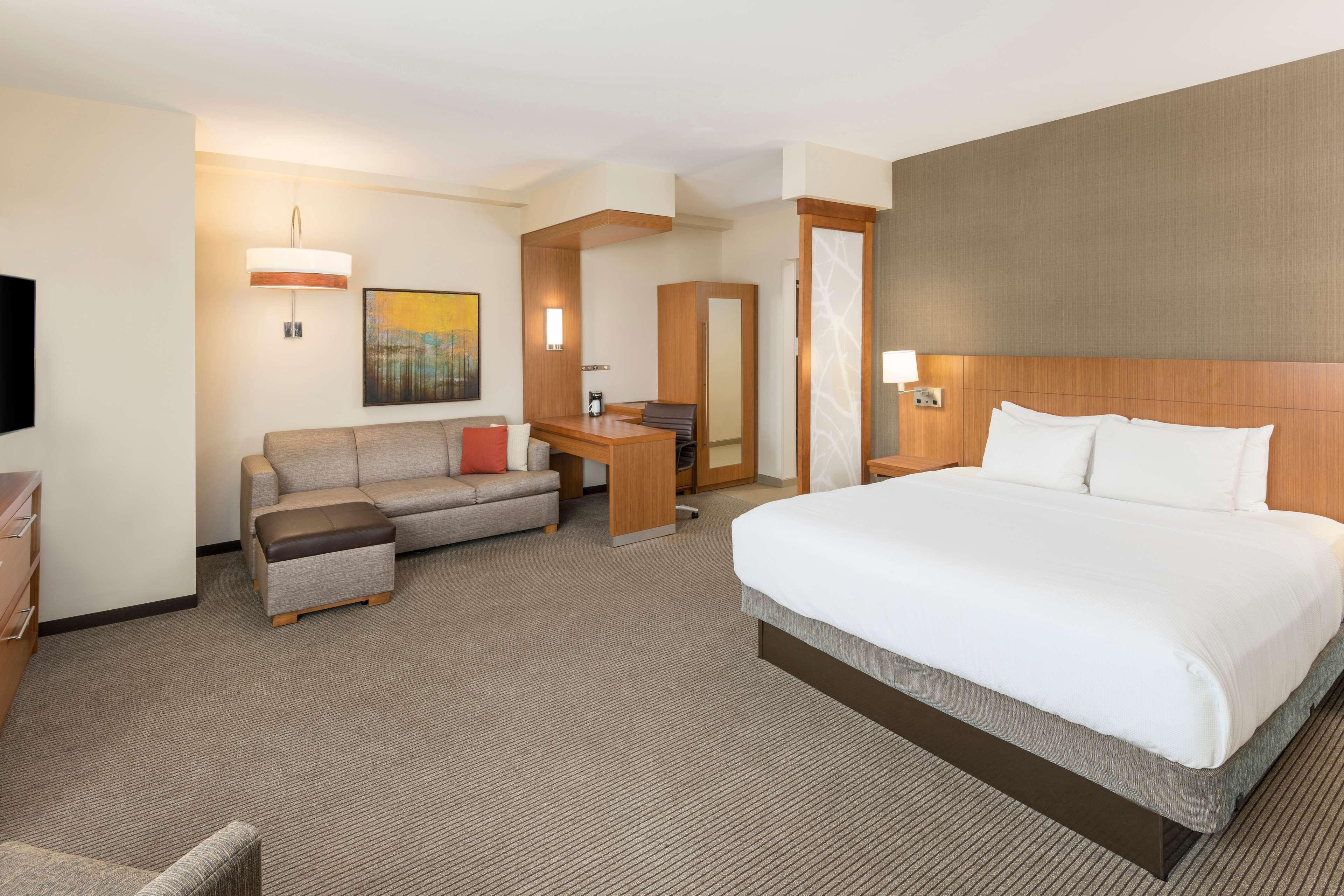 Hyatt Place Greenville Downtown Dış mekan fotoğraf