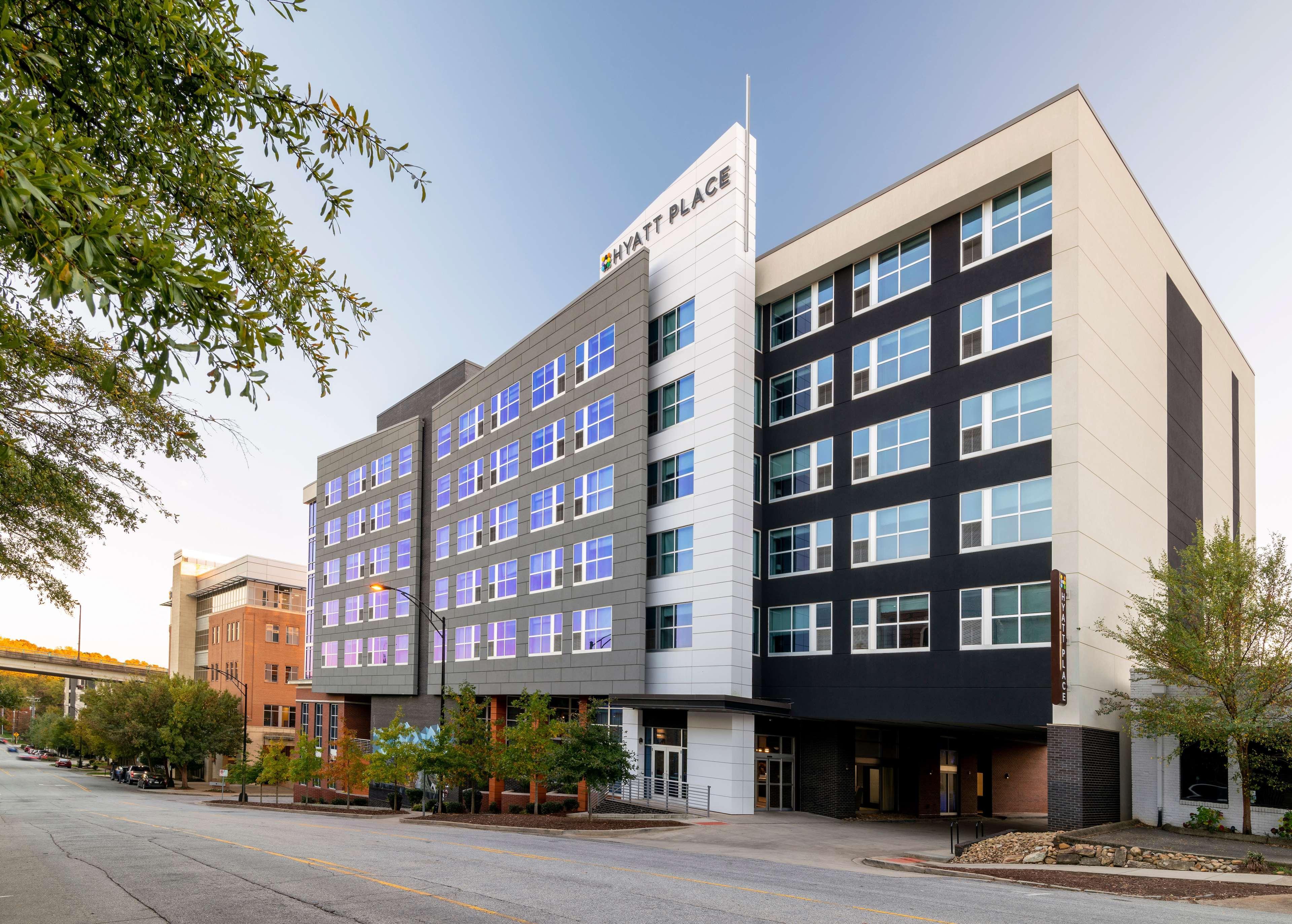Hyatt Place Greenville Downtown Dış mekan fotoğraf