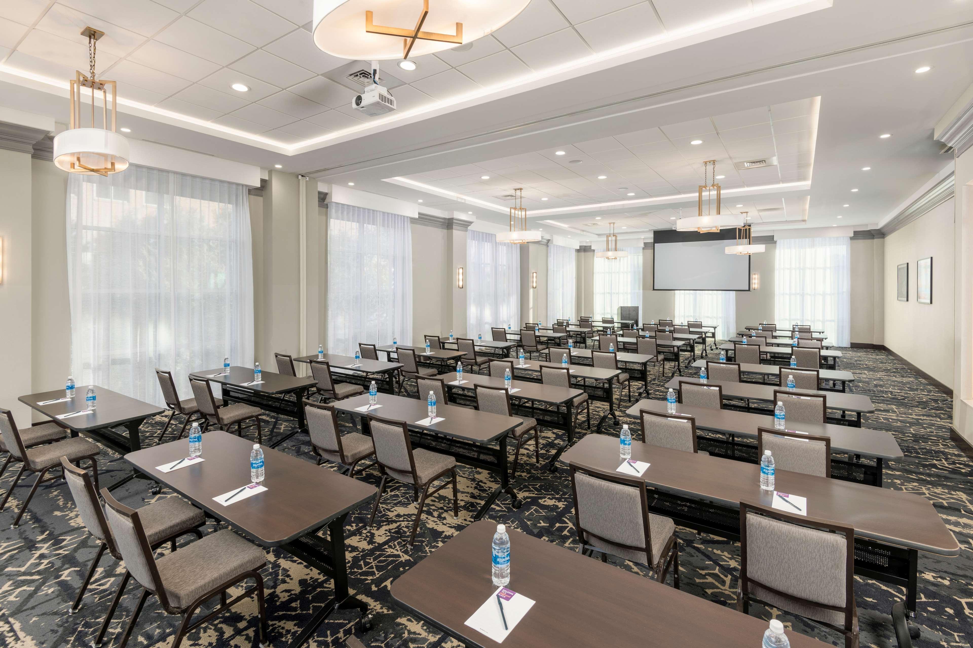 Hyatt Place Greenville Downtown Dış mekan fotoğraf