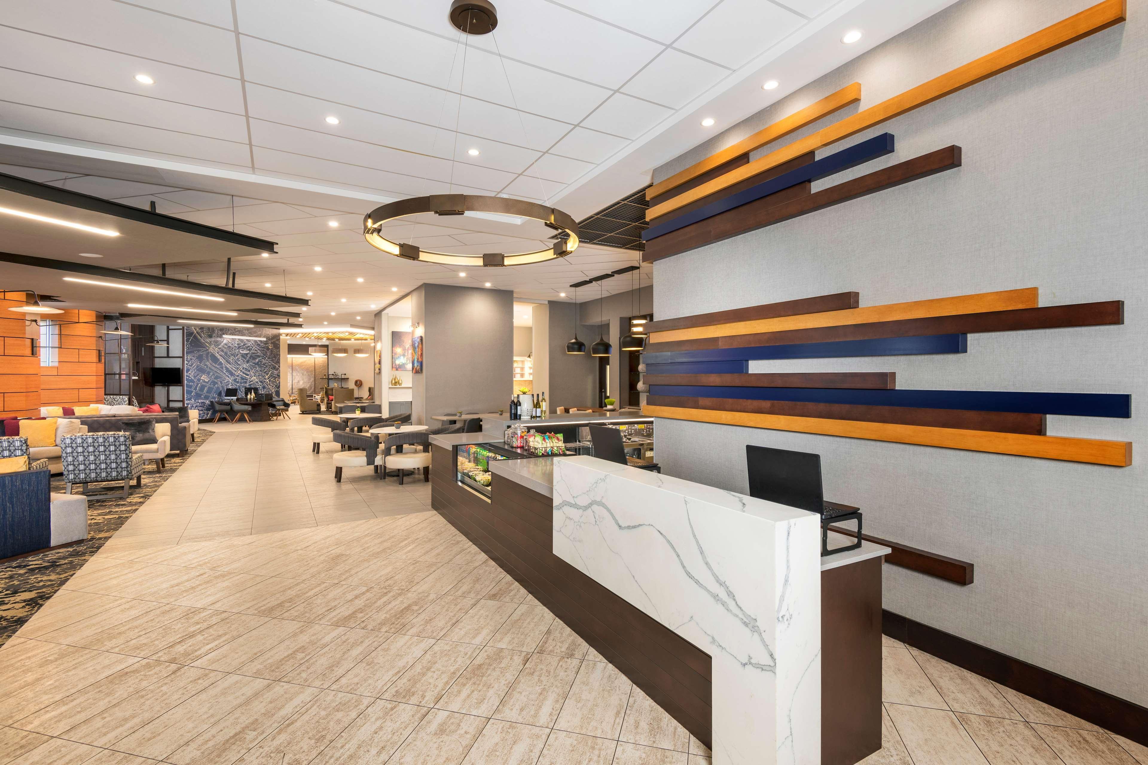 Hyatt Place Greenville Downtown Dış mekan fotoğraf