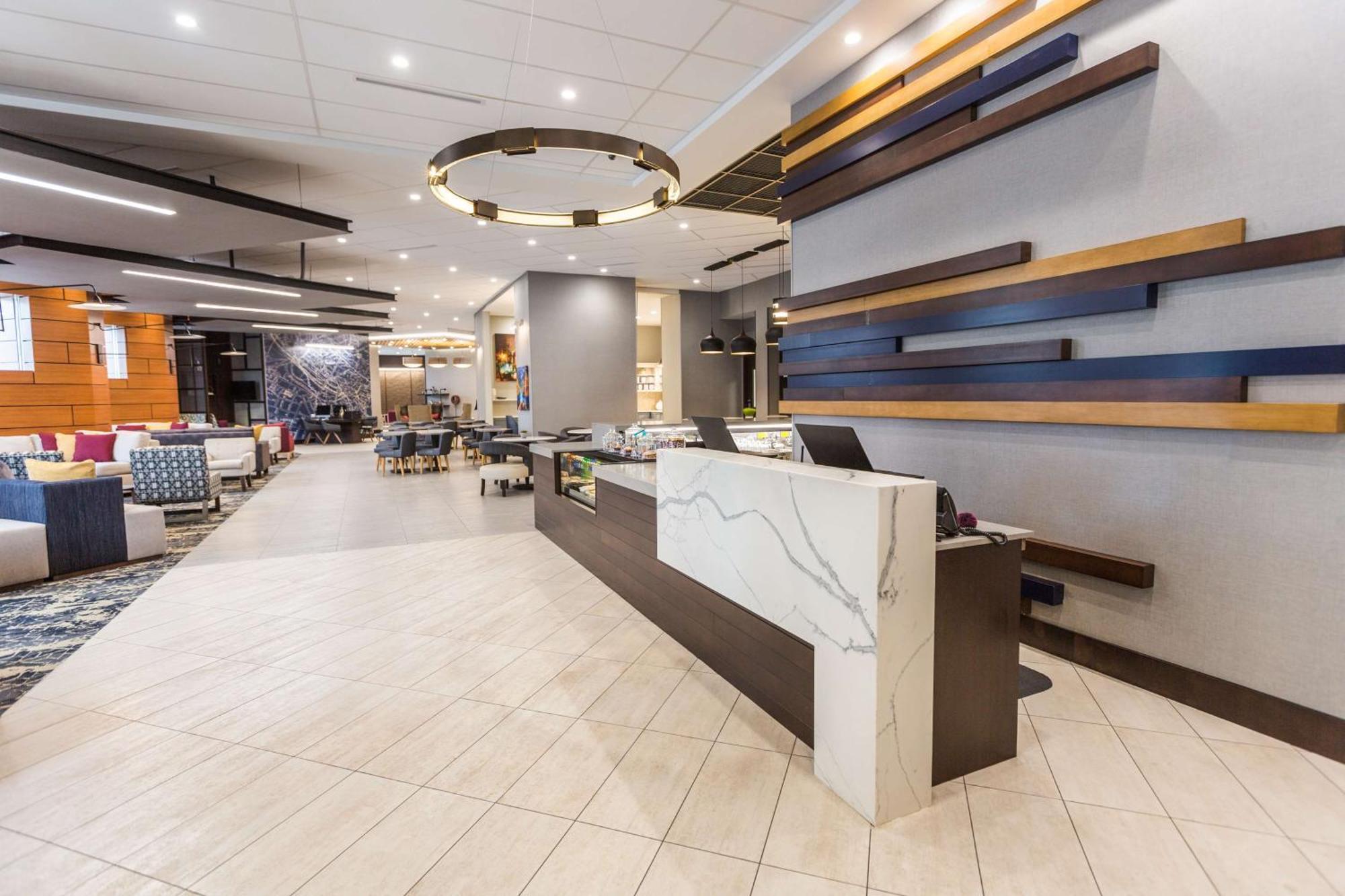 Hyatt Place Greenville Downtown Dış mekan fotoğraf
