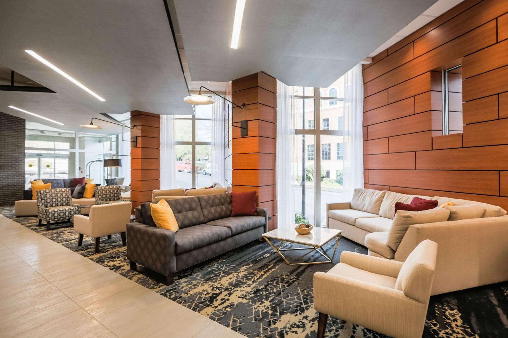 Hyatt Place Greenville Downtown Dış mekan fotoğraf