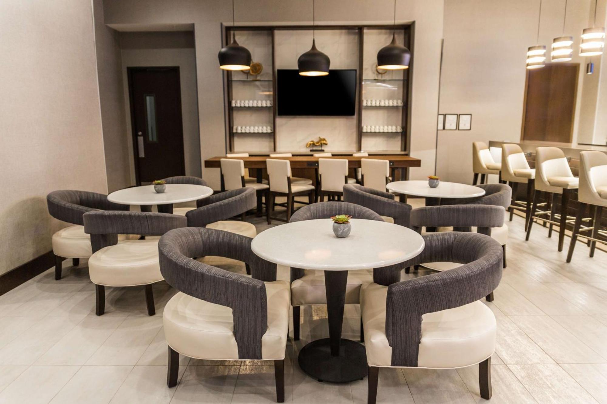 Hyatt Place Greenville Downtown Dış mekan fotoğraf
